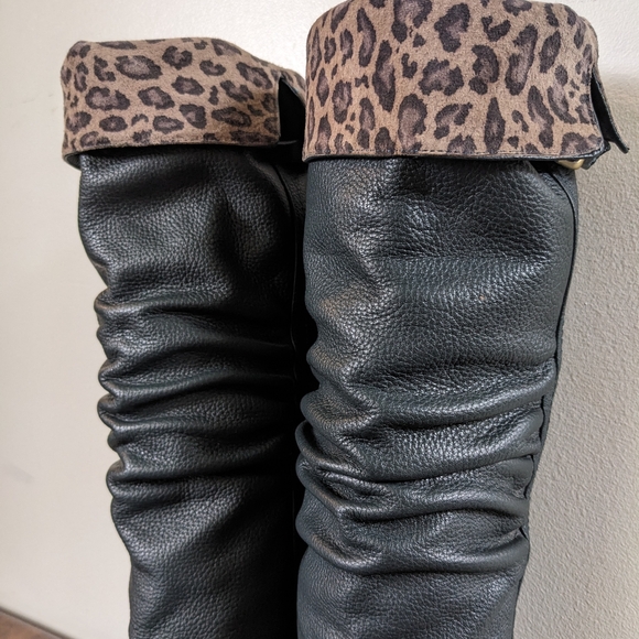 Real leather boots from Korea size 24cm, 7US. - Picture 7 of 16